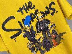 BALENCIAGA MEN'S THE SIMPSONS TM & © 20TH TELEVISION T-SHIRT OVERSIZED IN YELLOW - BAS007