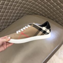 BURBERRY HOUSE CHECK & LEATHER LOW-TOP SNEAKER - BBR013