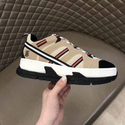 BURBERRY UNION SNEAKERS - BBR018