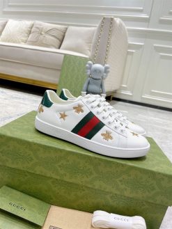 GUCCI ACE EMBROIDERED SNEAKER WITH BEES AND STARS - GCC090